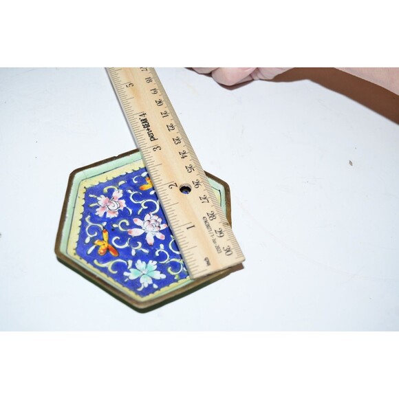 Vtg Chinese Enamel  Dish Flaws 3" Hand painted blue floral crazing octagon - Picture 3 of 4